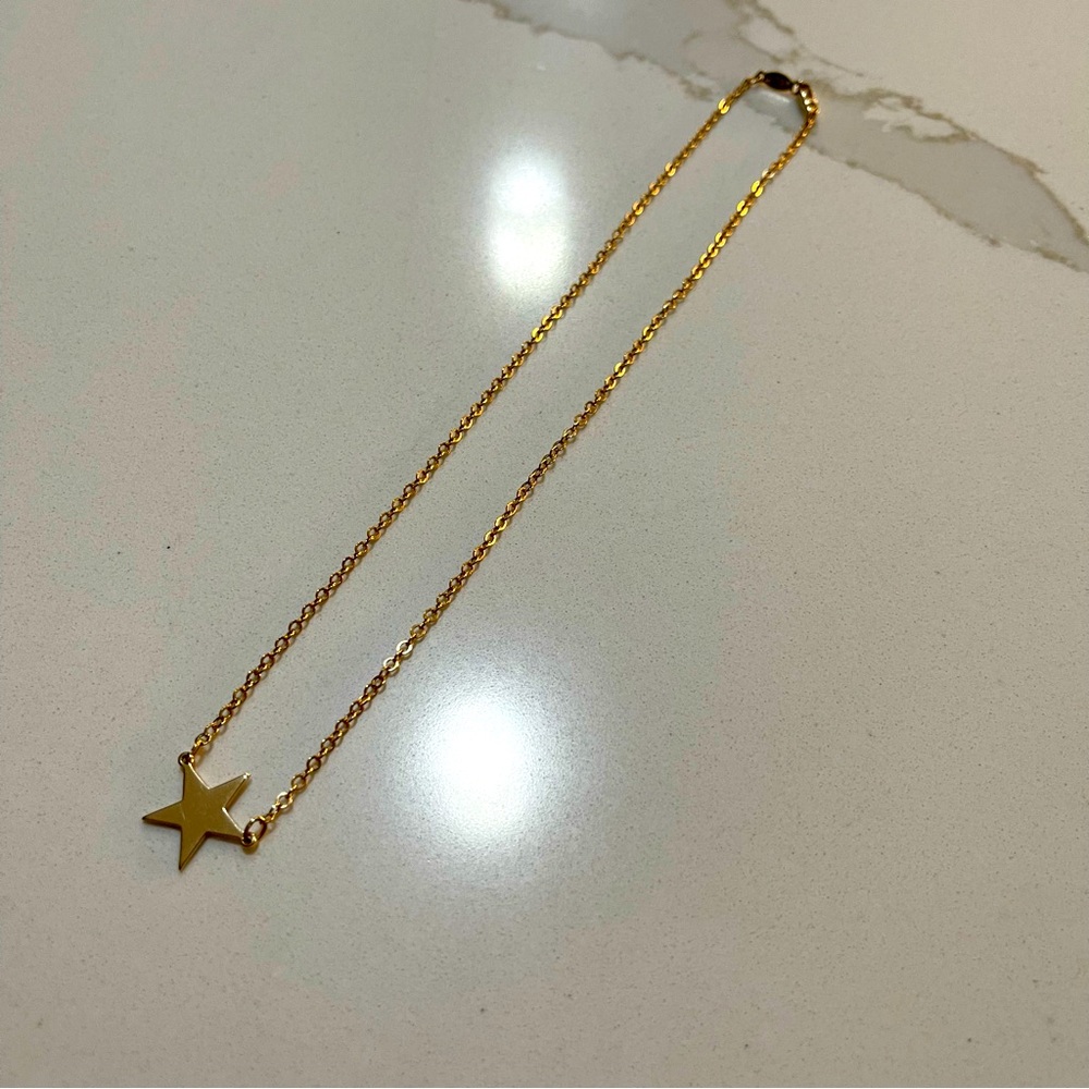 Vintage 12kt. Gold filled Star necklace 15” long by Marvel